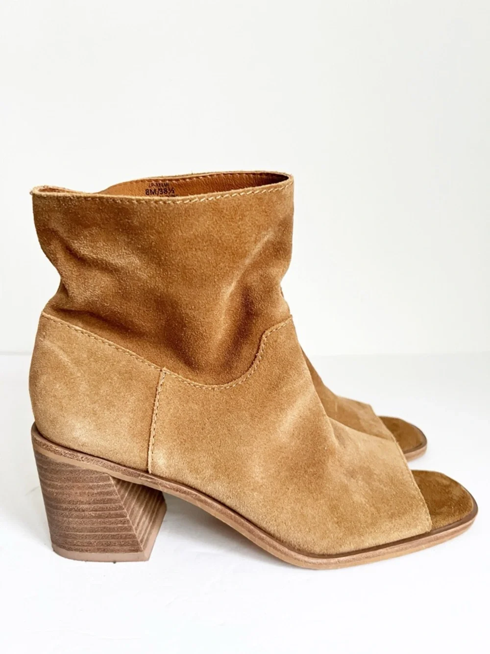 SZ 8 M Lucky Brand Women's Suede Peep-Toe Ankle Boots in Tan Boho Fall Neutral